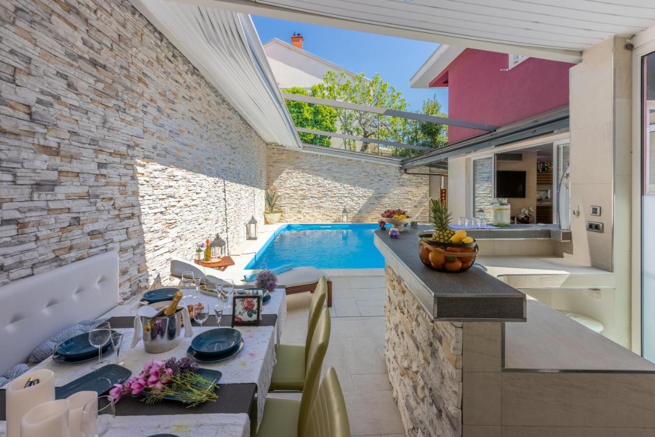 Villa M 드라말리 외부 사진